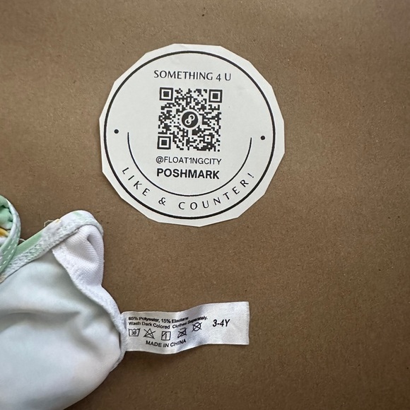 NO BRAND Daisy Green Swimsuit with Ruffles SIZE 3-4Y 3T 4T Water Swim Active - Picture 2 of 3